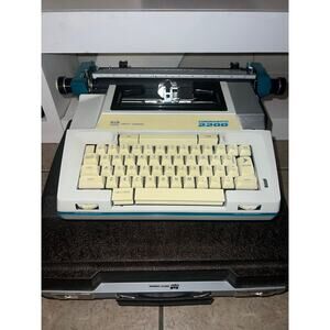 Vintage SCM Smith-Corona Corona magic 2200 Type Writer Model #8ELA Tested